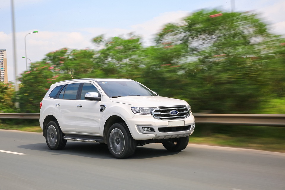 Khám phá Ford Everest 2018 tại triển lãm VMS 2018 - Ảnh 4. Khám phá Ford Everest 2018 tại triển lãm VMS 2018 - Ảnh 4.