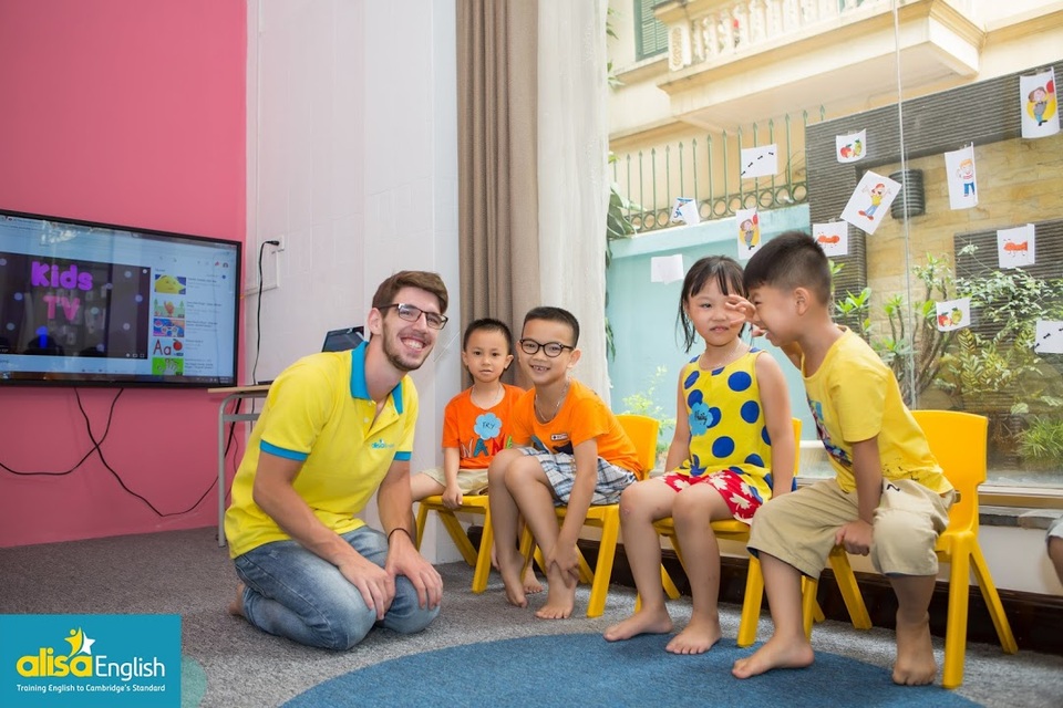 Tìm kiếm trung tâm tiếng Anh trẻ em uy tín? Hãy đến Alisa English - 2 Tìm kiếm trung tâm tiếng Anh trẻ em uy tín? Hãy đến Alisa English - 2