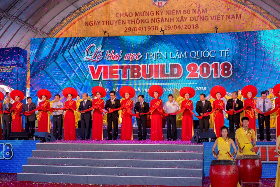 Triển lãm Vietbuild khai mạc với quy mô ấn tượng