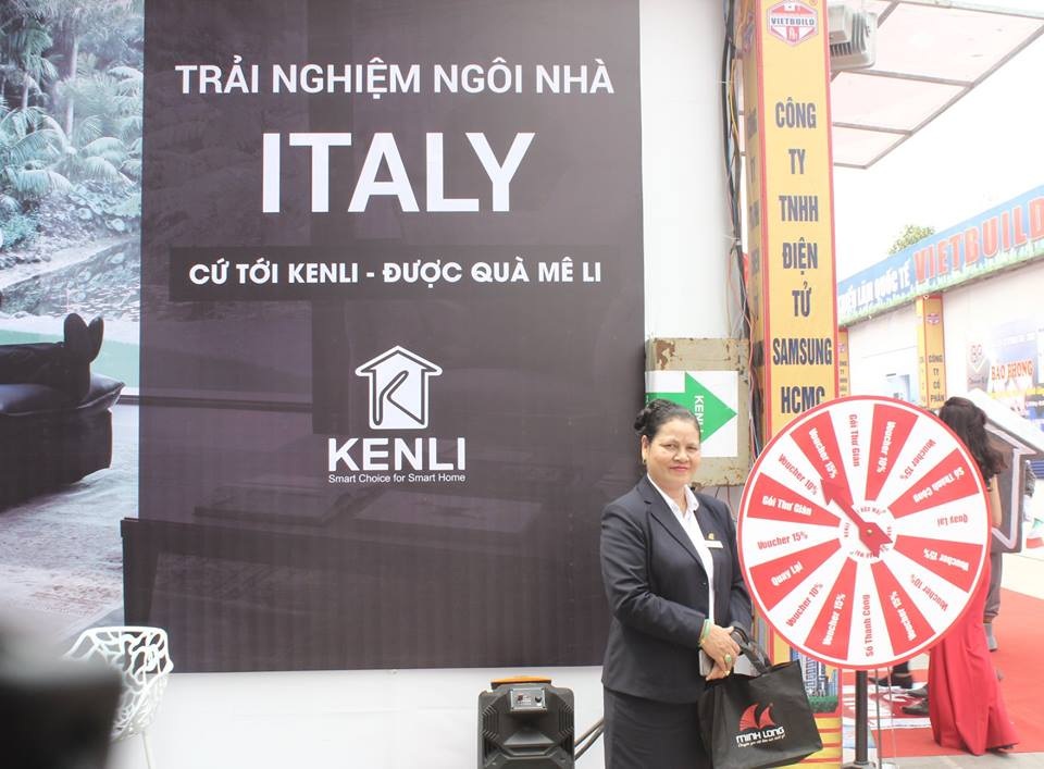 Các chương trình xúc tiến diễn ra sôi động tại các gian hàng trong Triển lãm Vietbuild