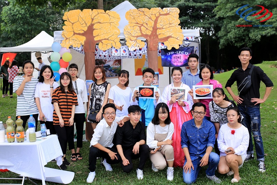 Sôi động cùng sân chơi văn hóa dành cho học viên Langmaster - 3 Mùa Thu này, bạn đã ghé qua đất nước Hàn Quốc ngắm lá phong?
