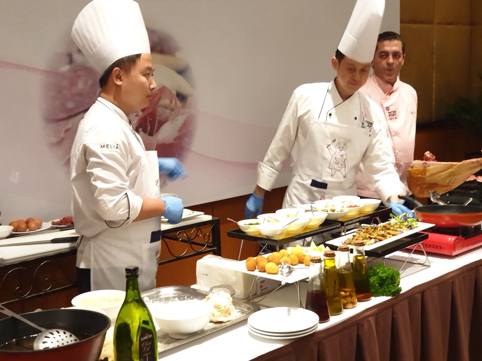 Thịt heo trắng Tây Ban Nha chào sân thị trường Việt Nam - 4