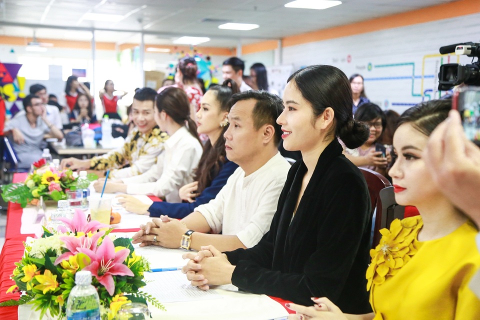 Sơ kết Miss UEF 2019 quy tụ nhiều gương mặt tên tuổi của Vbiz - Ảnh 2. Sơ kết Miss UEF 2019 quy tụ nhiều gương mặt tên tuổi của Vbiz - Ảnh 2.