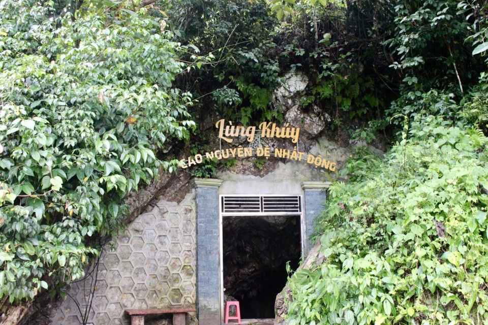 Ngỡ ngàng với vẻ đẹp mê hoặc của “cao nguyên đệ nhất động” - 2 Tuy chỉ mới chính thức đi vào hoạt động gần 2 năm, nhưng nơi đây đã trở thành địa điểm không thể thiếu trong hành trình chinh phục cao nguyên đá Đồng Văn.