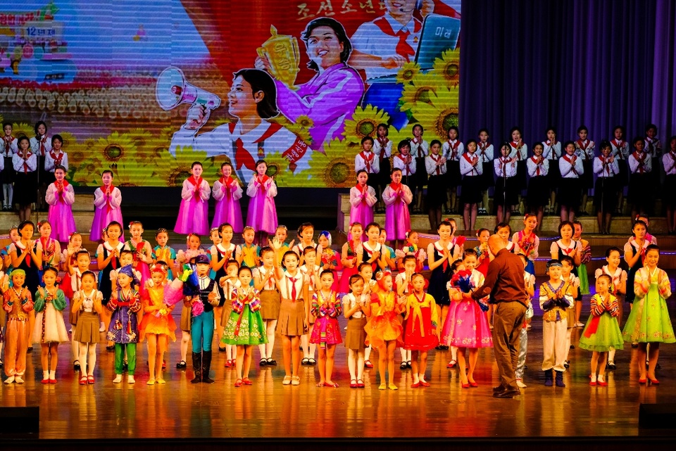 Mùa thu thơ mộng ở Triều Tiên qua góc máy du khách Việt - 12 Người Triều Tiên rất thích các hoạt động văn hóa, văn nghệ.