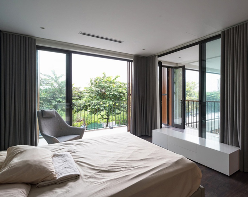 Biệt thự Long Biên nổi bật với kiến trúc khác lạ - 7 Phòng ngủ rộng rãi, hiện đại với tầm nhìn ra khung cảnh thiên nhiên thoáng đãng