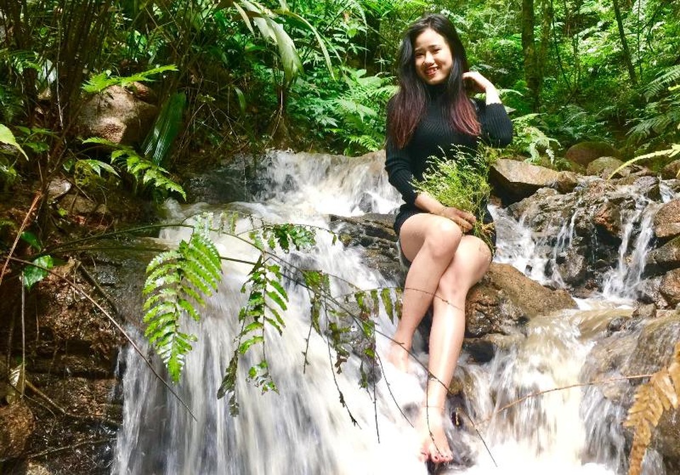 Háo hức "check in" bàn tay may mắn khổng lồ đang gây sốt ở Đà Lạt - 11 Háo hức "check in" bàn tay may mắn khổng lồ đang gây sốt ở Đà Lạt - 11