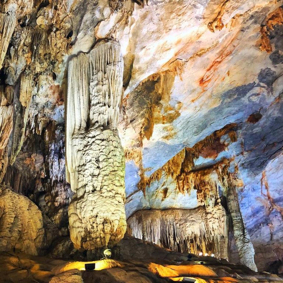 Mê mải với chốn “hoàng cung trong lòng đất” ở Quảng Bình - 4 Ảnh: kaceymichellemartin