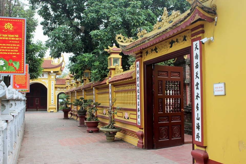 Cận cảnh ngôi chùa đẹp bậc nhất thế giới ở Hà Nội - 12 Cận cảnh ngôi chùa đẹp bậc nhất thế giới ở Hà Nội - 12