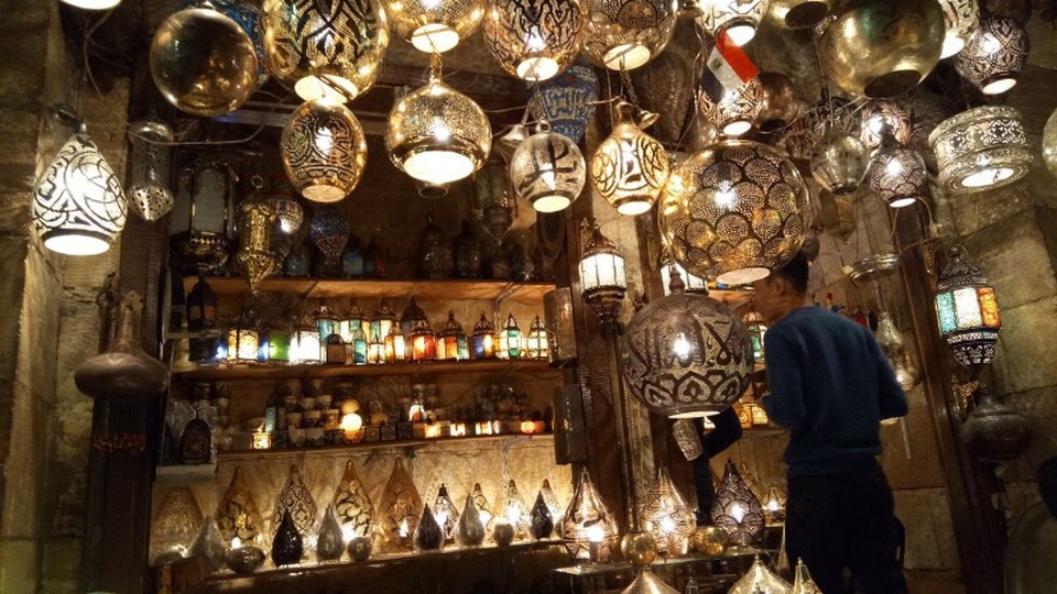 Niềm vui đi chợ Trung Đông – chợ của những người đàn ông - 9 Những quầy hàng thủ công mỹ nghệ say đắm khách hàng