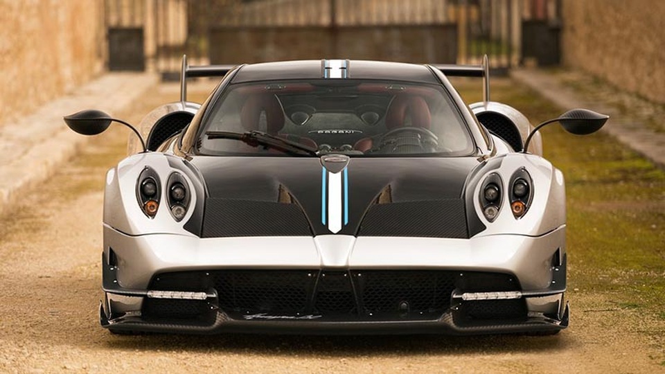 “Thần gió” Pagani Huayra bị triệu hồi - 4 “Thần gió” Pagani Huayra bị triệu hồi - 4