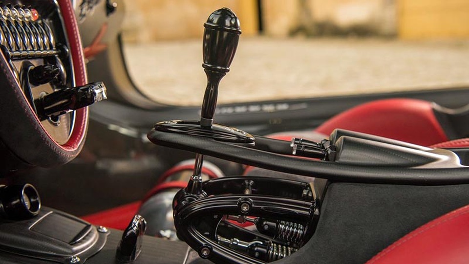 “Thần gió” Pagani Huayra bị triệu hồi - 11 “Thần gió” Pagani Huayra bị triệu hồi - 11