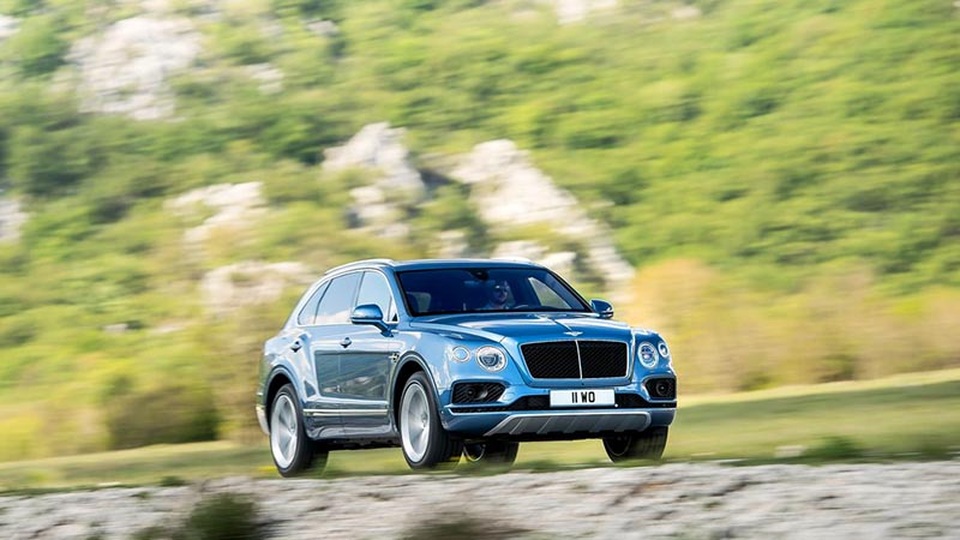 Bentley Bentayga sẽ được trang bị động cơ diesel - 3 Bentley Bentayga sẽ được trang bị động cơ diesel - 3