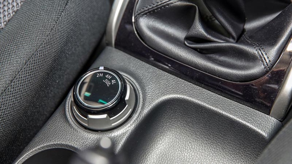 Mitsubishi Triton có phiên bản mới - 9 Mitsubishi Triton có phiên bản mới - 9