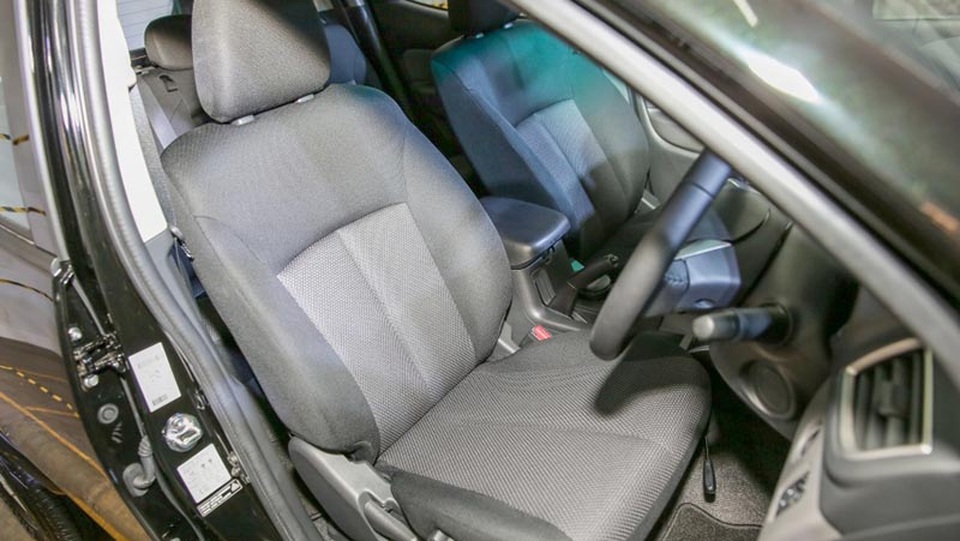 Mitsubishi Triton có phiên bản mới - 7 Mitsubishi Triton có phiên bản mới - 7