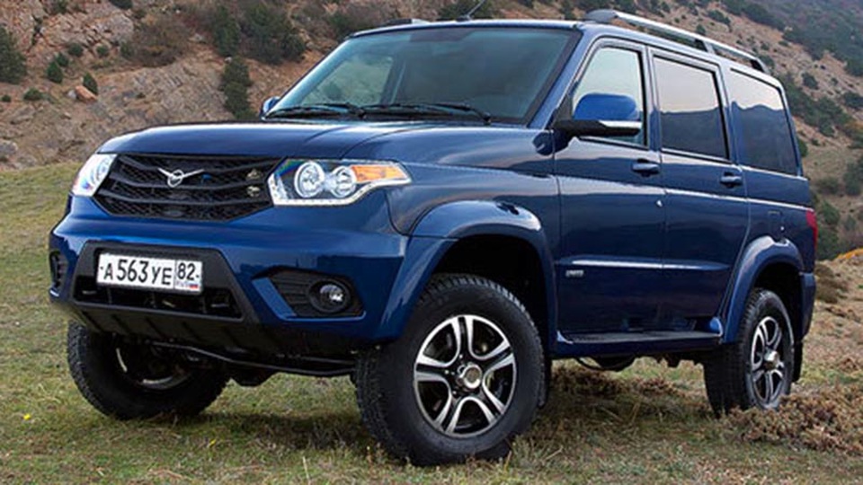 UAZ và Ssangyong quay trở lại Việt Nam, Toyota nâng cấp động cơ cho xe nhỏ - 2 UAZ Patriot