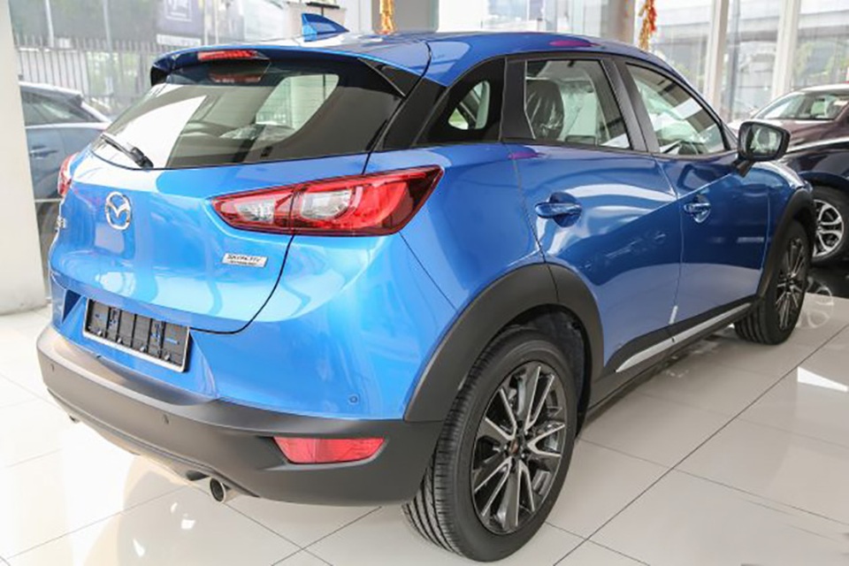 Mazda sẽ không lắp ráp CX-3 tại Malaysia - 2
Xe hiện có giá bán khởi điểm từ 131.000 ringgit, tương đương 29.500 USD