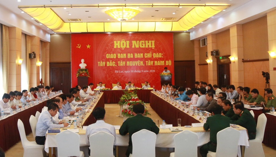 Tìm giải pháp ổn định dân cư 3 vùng Tây Bắc, Tây Nguyên, Tây Nam Bộ - 1 Toàn cảnh Hội nghị giao ban 3 BCĐ: Tây Bắc, Tây Nguyên và Tây Nam Bộ