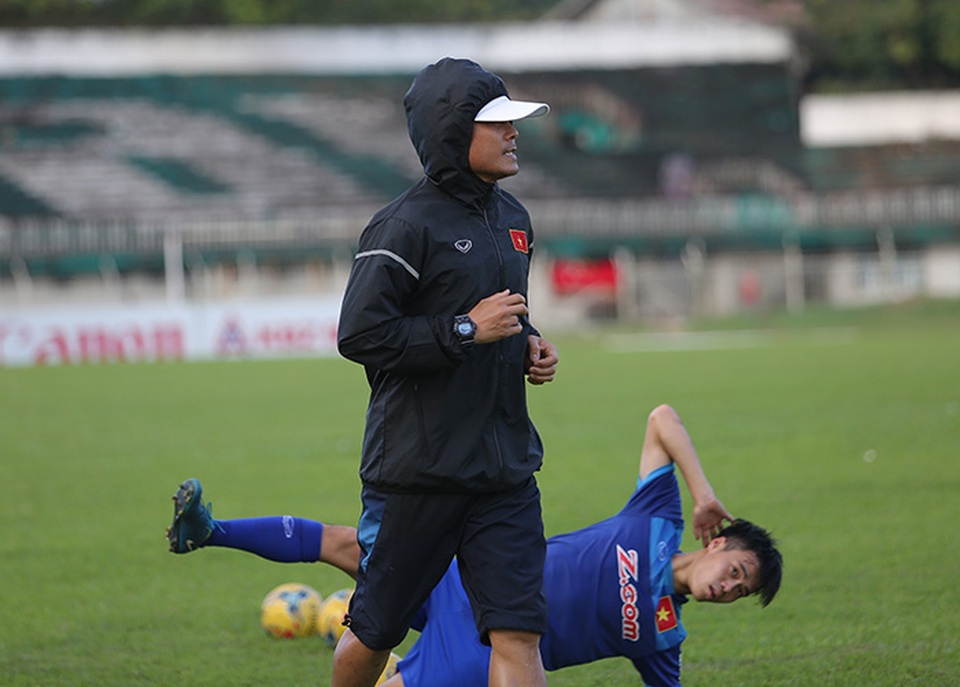 
Chiến lược gia người Nghệ An cũng sợ bị tăng cân
