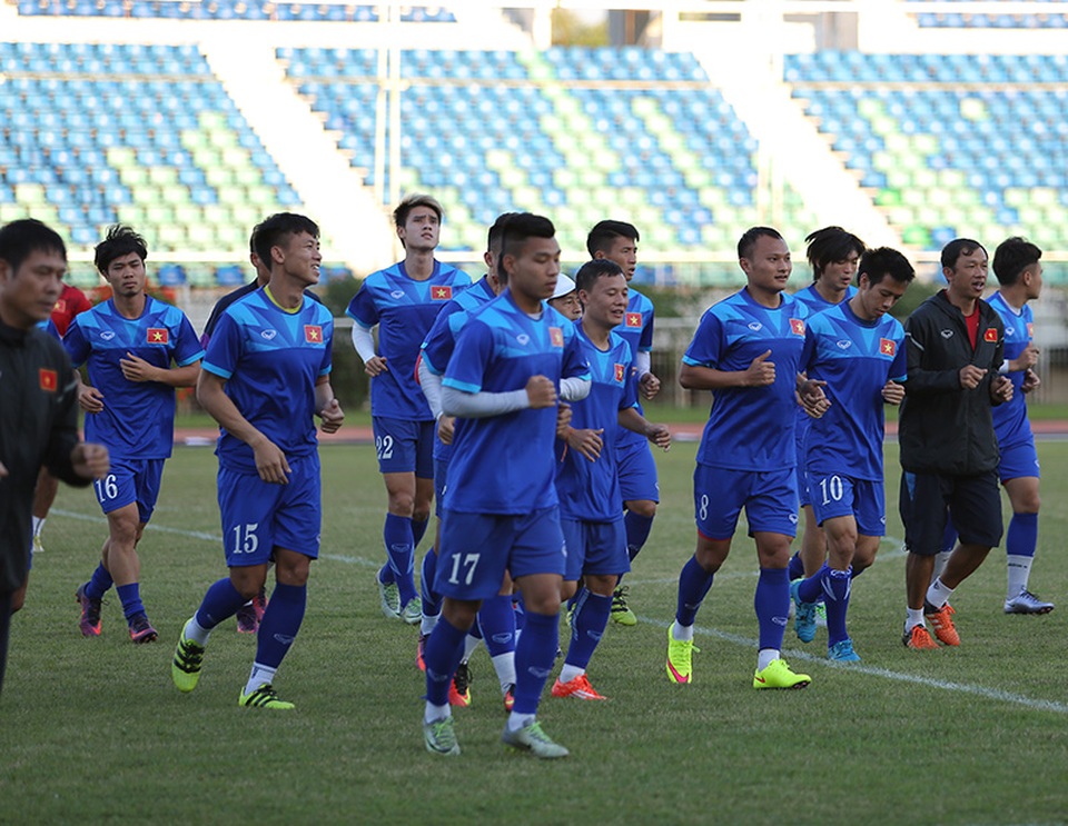 Tuyển thủ Việt Nam rộn tiếng cười trước giờ chốt danh sách - 6 Tuyển thủ Việt Nam rộn tiếng cười trước giờ chốt danh sách - 6