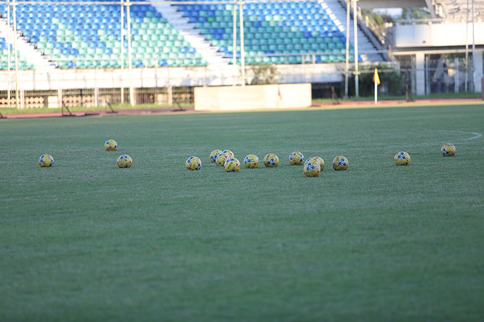 Cận cảnh sân vận động đẹp nhất Yangon - "chảo lửa" Thuwunna - 2