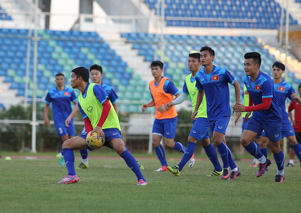 Tuyển thủ Việt Nam rộn tiếng cười trước giờ chốt danh sách - 3 Tuyển thủ Việt Nam rộn tiếng cười trước giờ chốt danh sách - 3