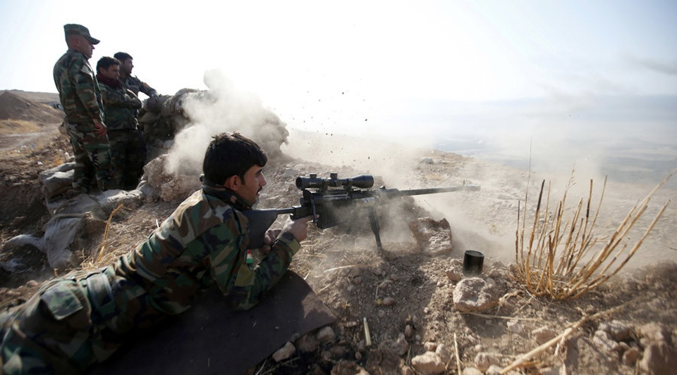 Thổ Nhĩ Kỳ tham gia giải phóng Mosul, bất chấp sự phản đối của Iraq - 1
Các tay súng người Kurd tham gia chiến dịch giải phóng Mosul (Ảnh: Reuters)