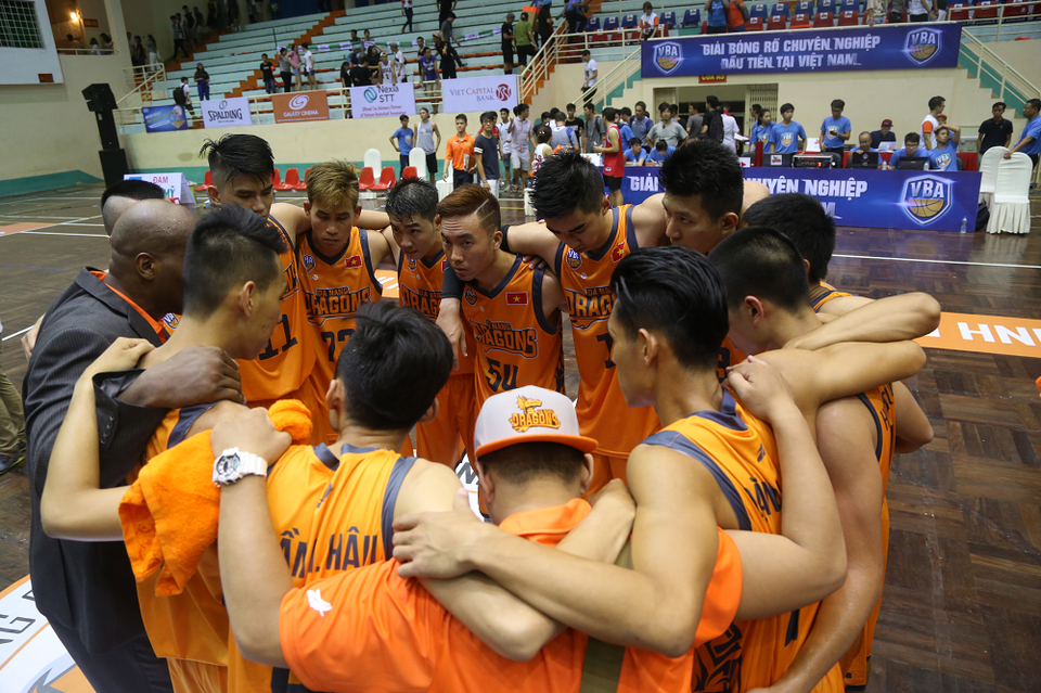 Danang Dragons và bước ngoặt làm dậy sóng cộng đồng bóng rổ Đà Nẵng - 1 DN Dragons không hề được đánh giá cao trong cuộc đua VBA