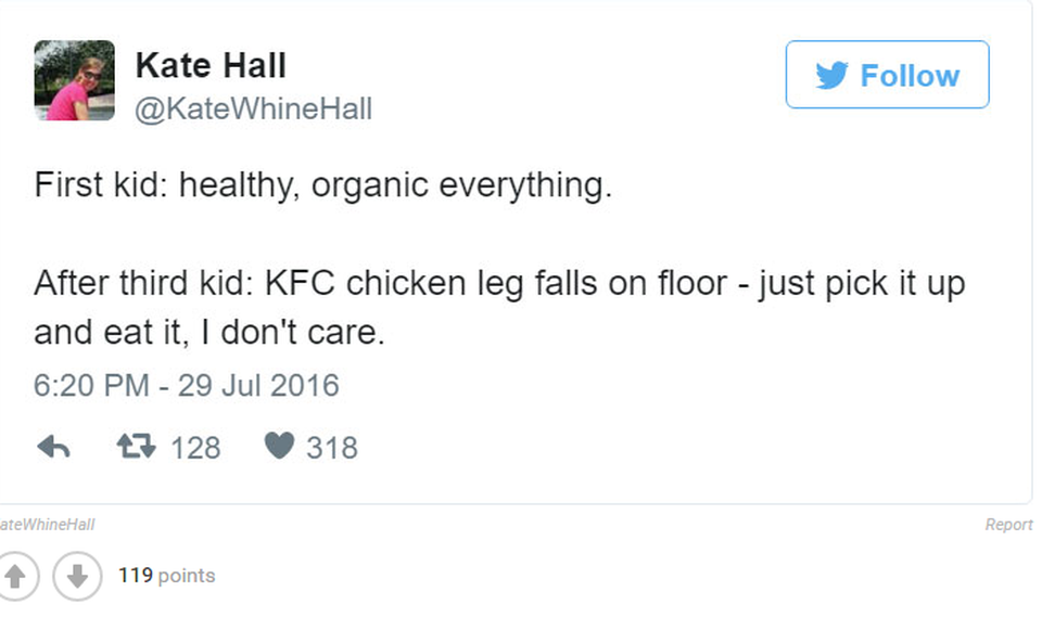 
Đứa đầu: Ăn đồ lành mạnh, hữu cơ các kiểu.

Sau đứa thứ ba: gà rán KFR rơi dưới sàn cũng nhặt lên mà ăn, chẳng sao cả!
