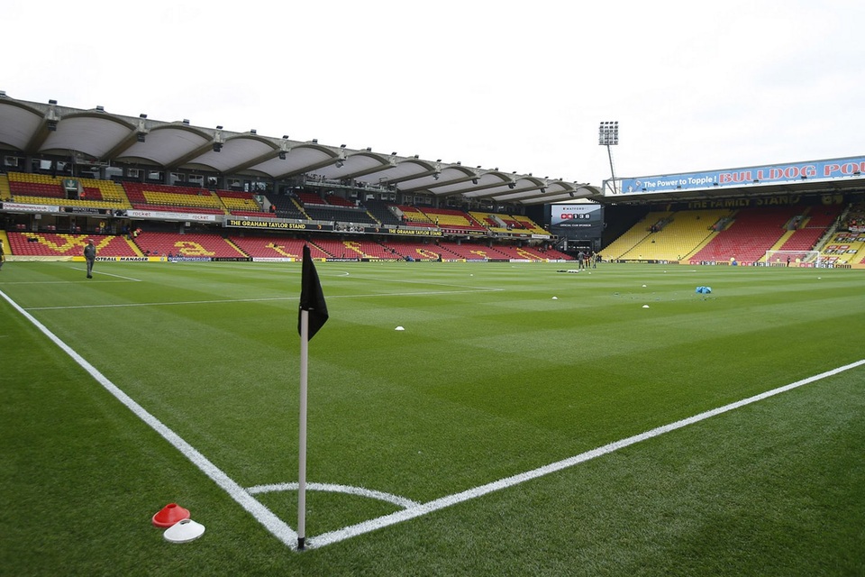 Nhìn lại trận thua mất mặt của MU trước Watford - 1
Vicarage Road trước giờ bóng lăn, tất cả đã sẵn sàng cho việc tiếp đón MU