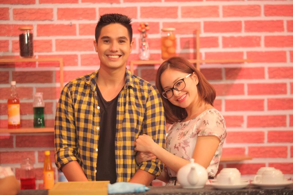 Hồng Vân tái ngộ Minh Nhí - 2