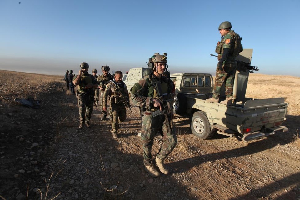 Chiến sự ác liệt tại thành trì của phiến quân IS ở Iraq - 15
Tuy nhiên, giới chuyên gia quân sự cũng cảnh báo rằng có thể mất hàng tháng mới quét sạch được IS khỏi thành phố Mosul. (Ảnh: Reuters)