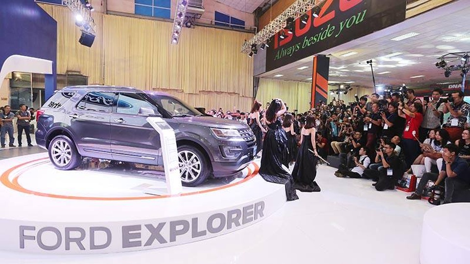 Khai mạc Vietnam Motor Show 2016: Cuộc chơi của xe bình dân - 2 Khai mạc Vietnam Motor Show 2016: Cuộc chơi của xe bình dân - 2