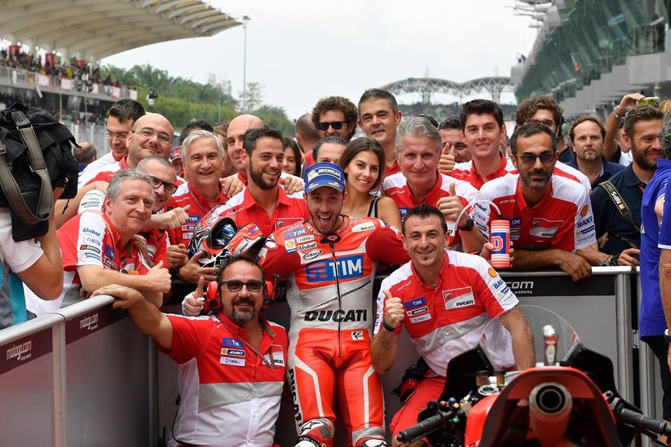 Chiến thắng ngọt ngào của Andrea Dovizioso - 9 Chiến thắng ngọt ngào của Andrea Dovizioso - 9