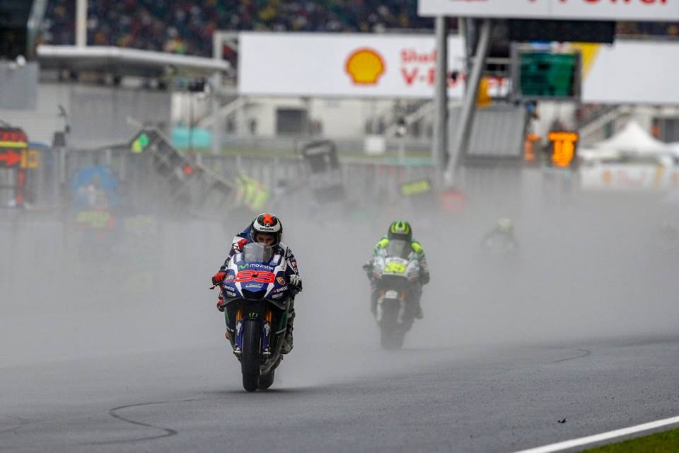 Chiến thắng ngọt ngào của Andrea Dovizioso - 3 Chiến thắng ngọt ngào của Andrea Dovizioso - 3