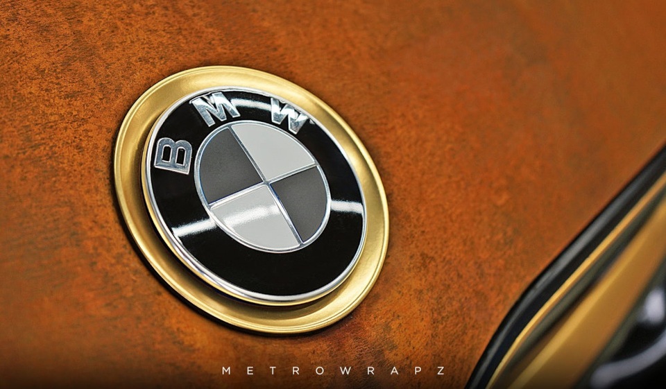 Một chiếc BMW i8 độ màu lạ - 2 Một chiếc BMW i8 độ màu lạ - 2