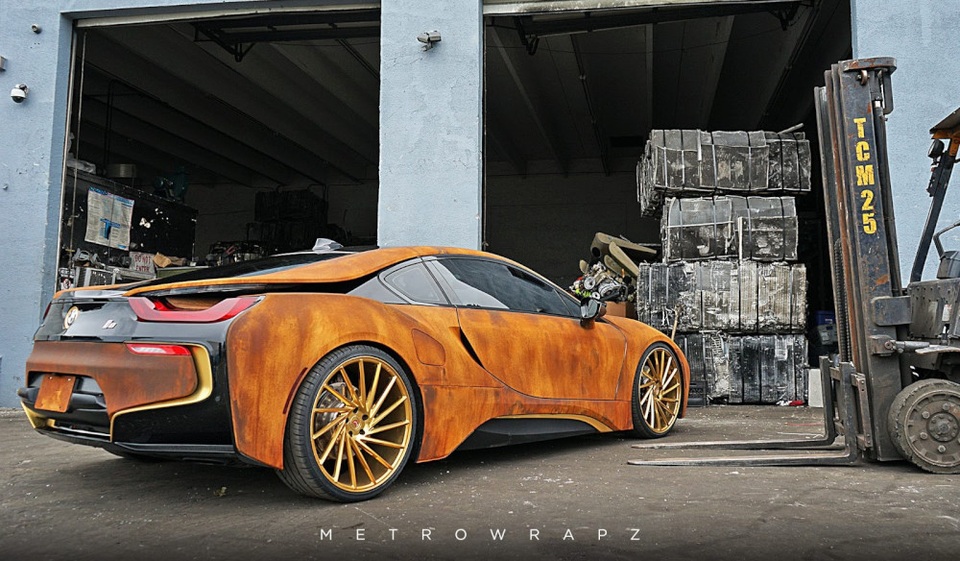 Một chiếc BMW i8 độ màu lạ - 5 Một chiếc BMW i8 độ màu lạ - 5