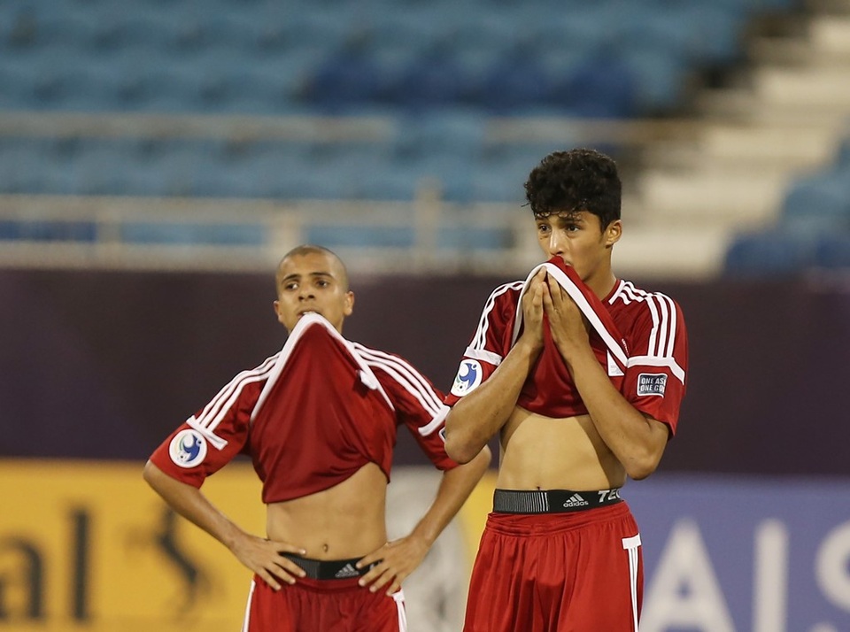 Chiếu chậm trận đấu kiên cường của U19 Việt Nam trước U19 Iraq - 11
U19 UAE đã bị loại, dù họ thắng CHDCND Triều Tiên 3-1 ở trận đấu cùng giờ
