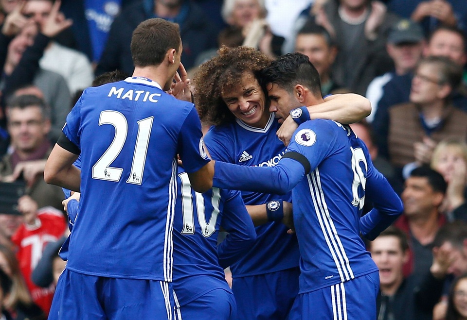 Nhìn lại chiến thắng thuyết phục của Chelsea trước Leicester - 7
Các cầu thủ Chelsea chia vui cùng tiền đạo đang mang quốc tịch Tây Ban Nha