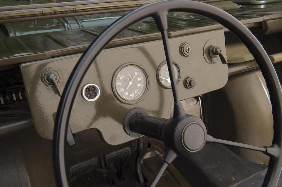 Cận cảnh chiếc xe quân sự hiếm thấy của Porsche - 8