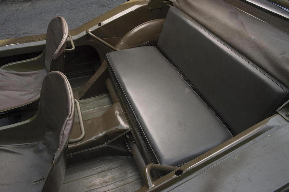 Cận cảnh chiếc xe quân sự hiếm thấy của Porsche - 6