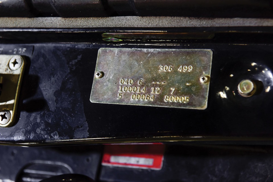Chiêm ngưỡng hàng hiếm Mercedes-Benz 600 Pullman 1968 - 12 Chiêm ngưỡng hàng hiếm Mercedes-Benz 600 Pullman 1968 - 12