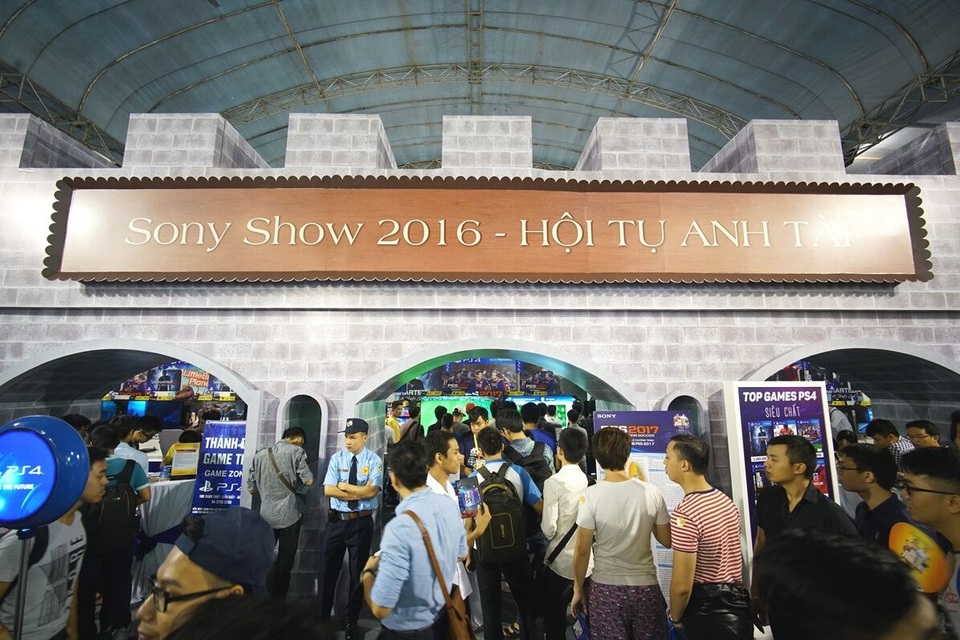 Nhiều công nghệ mới hội tụ trong Sony Show 2016 Hà Nội - 7 Nhiều công nghệ mới hội tụ trong Sony Show 2016 Hà Nội - 7