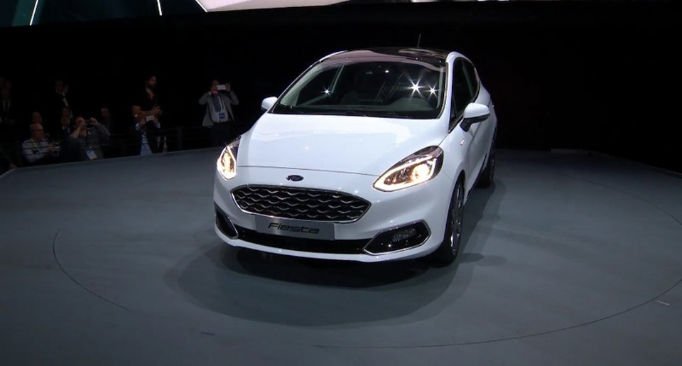 Ford Fiesta 2017 có gì mới? - 7