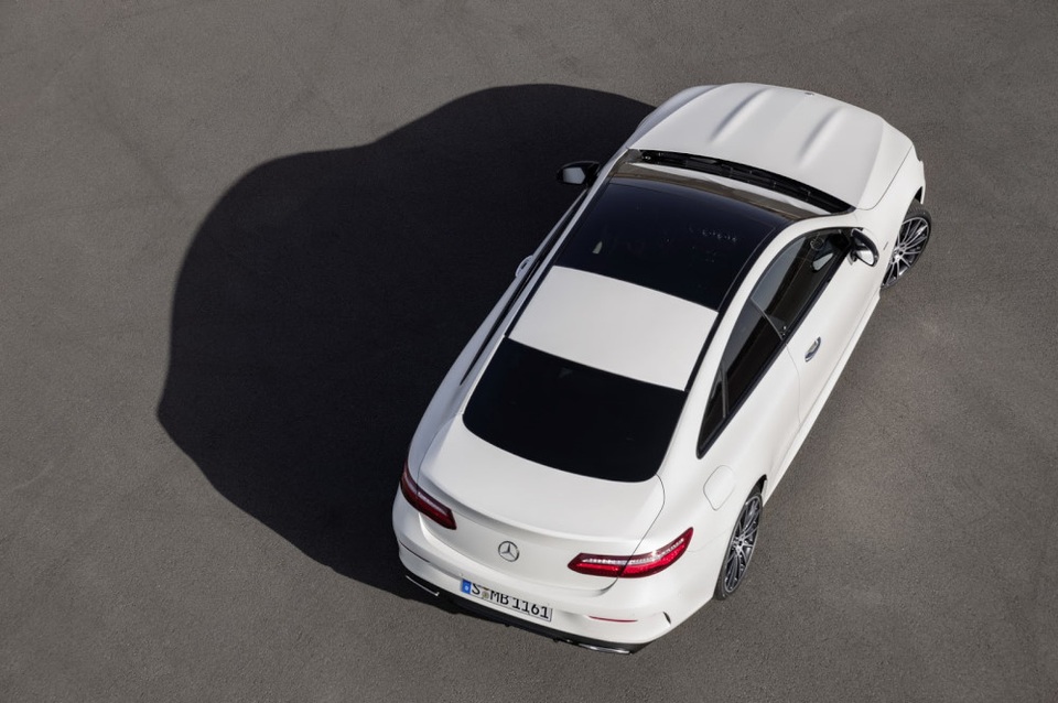 Mercedes-Benz chính thức giới thiệu E-Class Coupe mới - 13