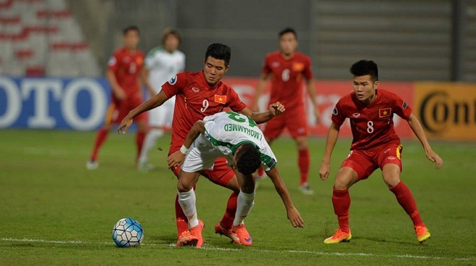 Chiếu chậm trận đấu kiên cường của U19 Việt Nam trước U19 Iraq - 4
Trận đấu diễn ra khá căng thẳng