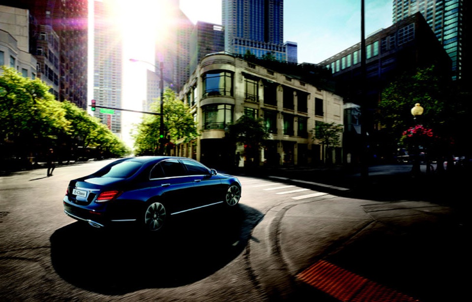 Ngôn ngữ thiết kế Sensual Purity trứ danh được áp dụng khéo léo trên E-Class