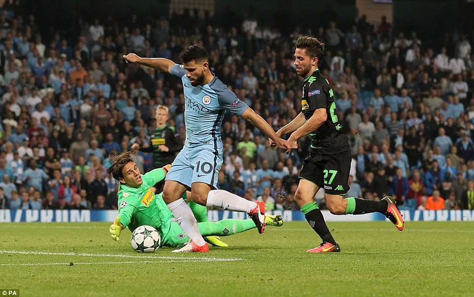 Monchengladbach - Man City: Đại chiến tại nước Đức - 1
Aguero tỏa sáng với cú hattrick vào lưới Monchengladbach ở lượt đi