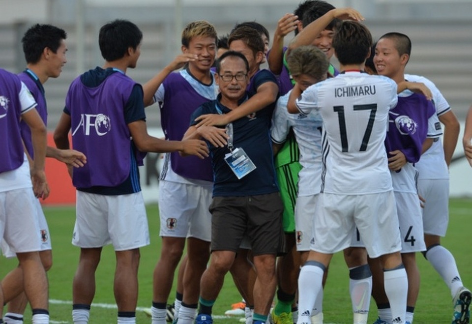 Nhìn lại trận thua tâm phục khẩu phục của U19 Việt Nam trước Nhật Bản - 2
U19 Nhật Bản thể hiện họ là đội bóng có đẳng cấp cao hơn hẳn