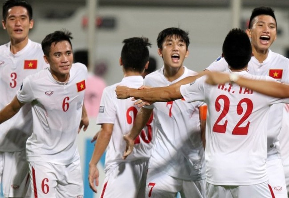 Những khoảnh khắc đẹp trong chiến thắng lịch sử của U19 Việt Nam trước Bahrain - 8
U19 Việt Nam làm nên lịch sử với tấm vé dự World Cup U20 2017